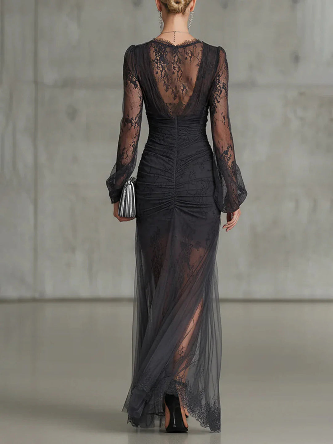 Laura – Maxikleid geraft aus Spitze dunkelgrau – Produktansicht 3