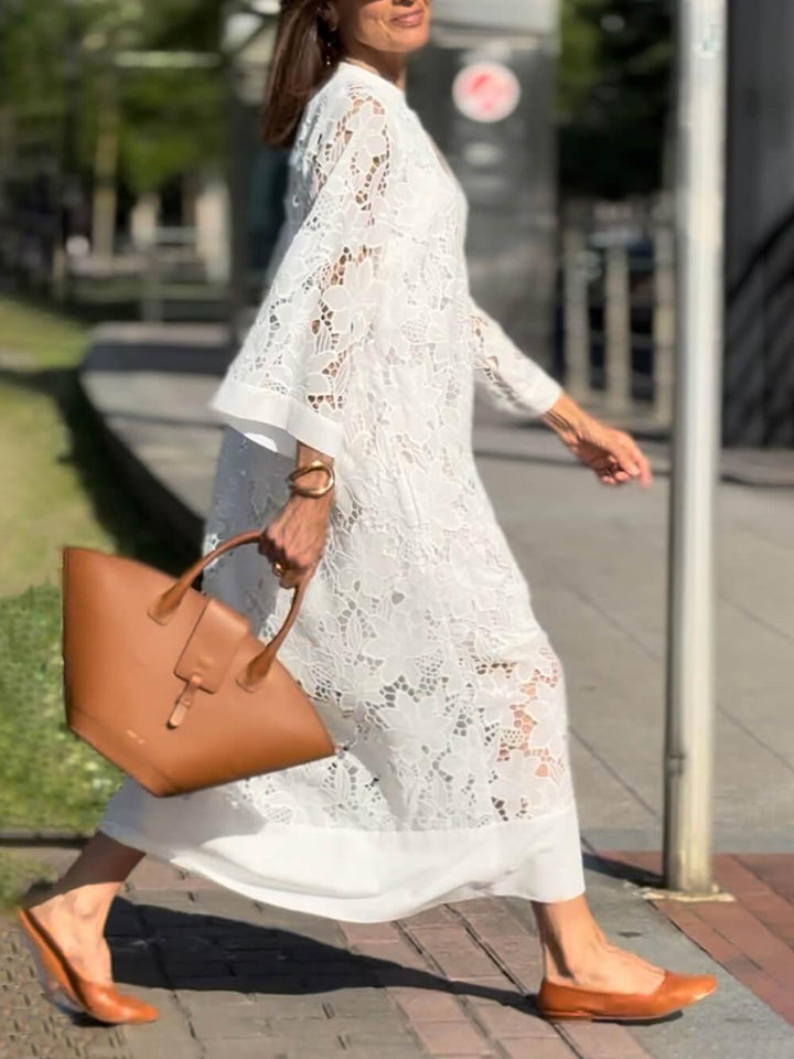 Magdalena – Midikleid mit V-Ausschnitt Blumen Glamour für den Strand – Produktansicht 4