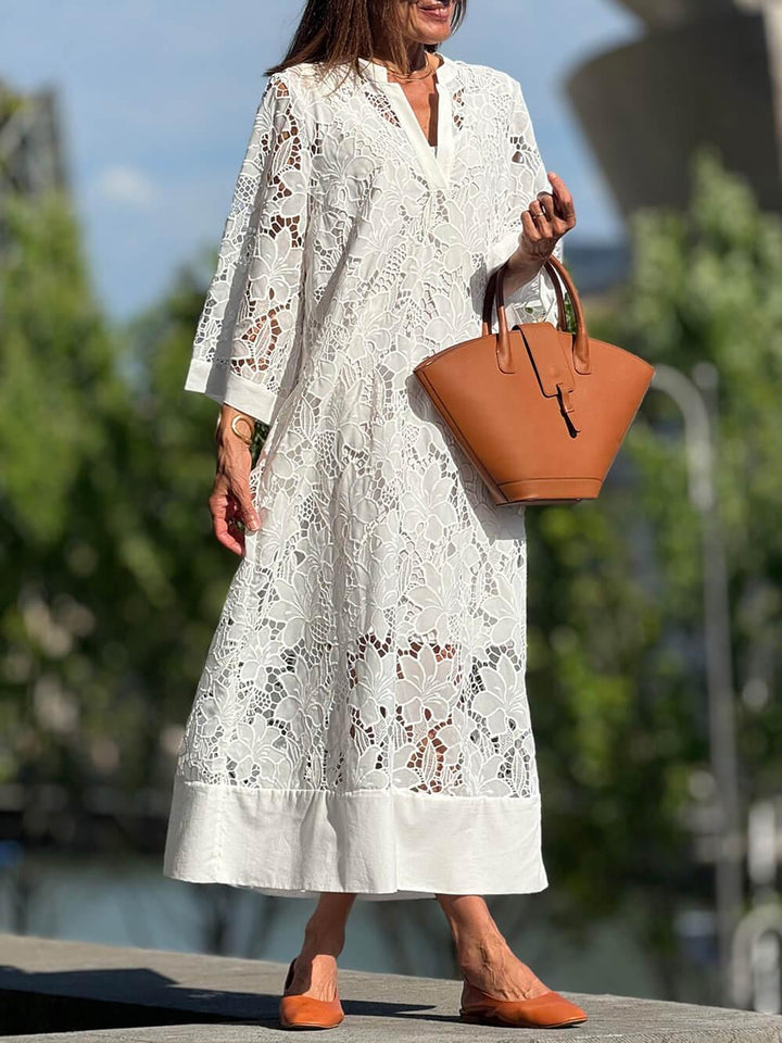 Magdalena – Midikleid mit V-Ausschnitt Blumen Glamour für den Strand – Produktansicht 5