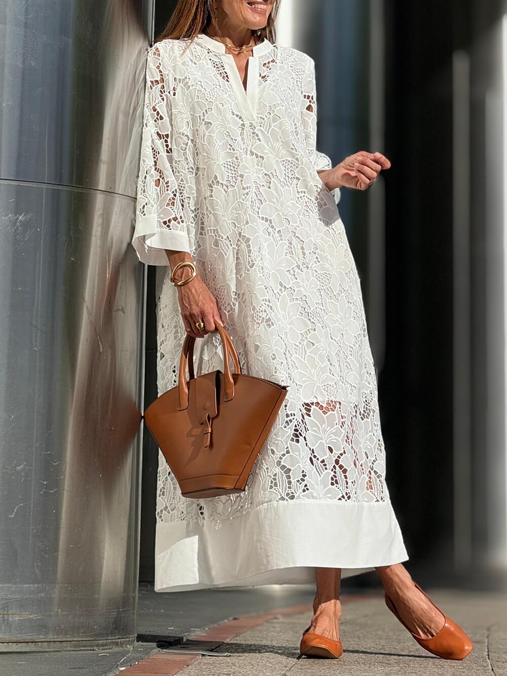 Magdalena – Midikleid mit V-Ausschnitt Blumen Glamour für den Strand – Produktansicht 1