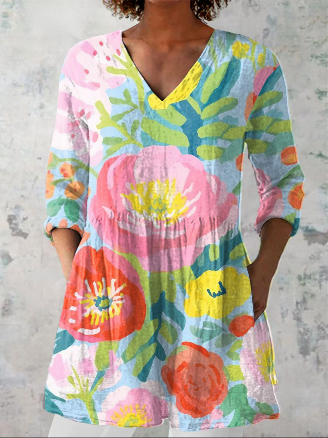 Henrietta – Lange Bluse mit V-Ausschnitt – Produktansicht 1
