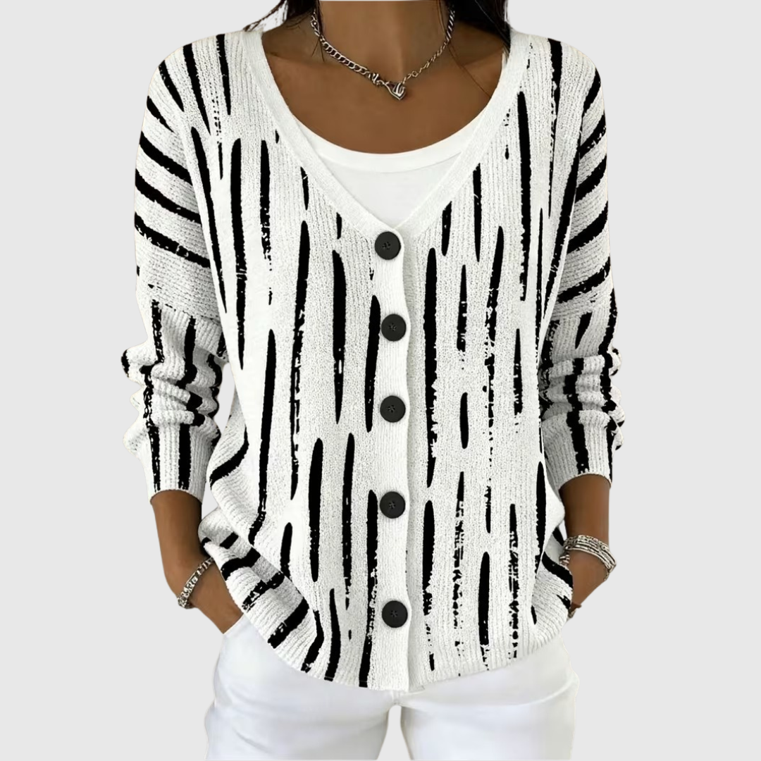 Paula – Bequemer geknöpfter Strickcardigan – Produktansicht 1