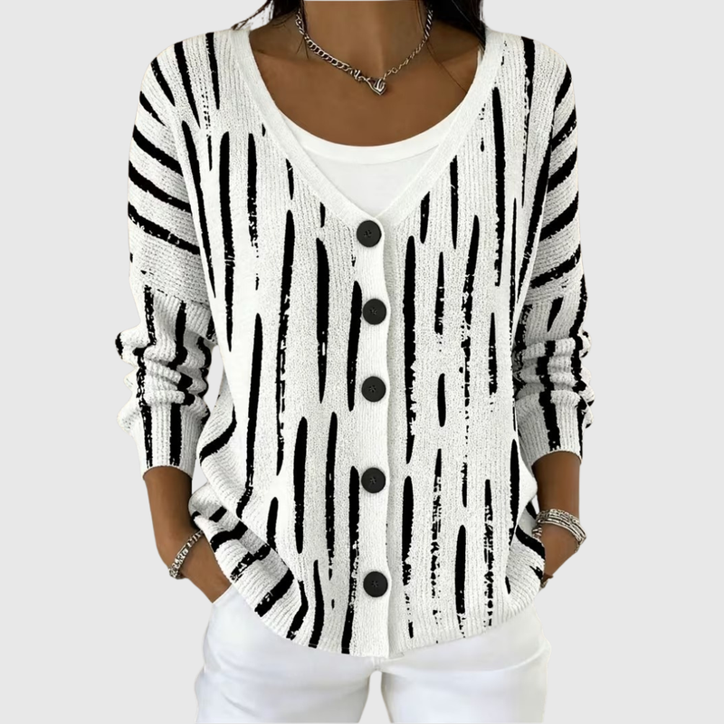 Paula – Bequemer geknöpfter Strickcardigan – Produktansicht 1