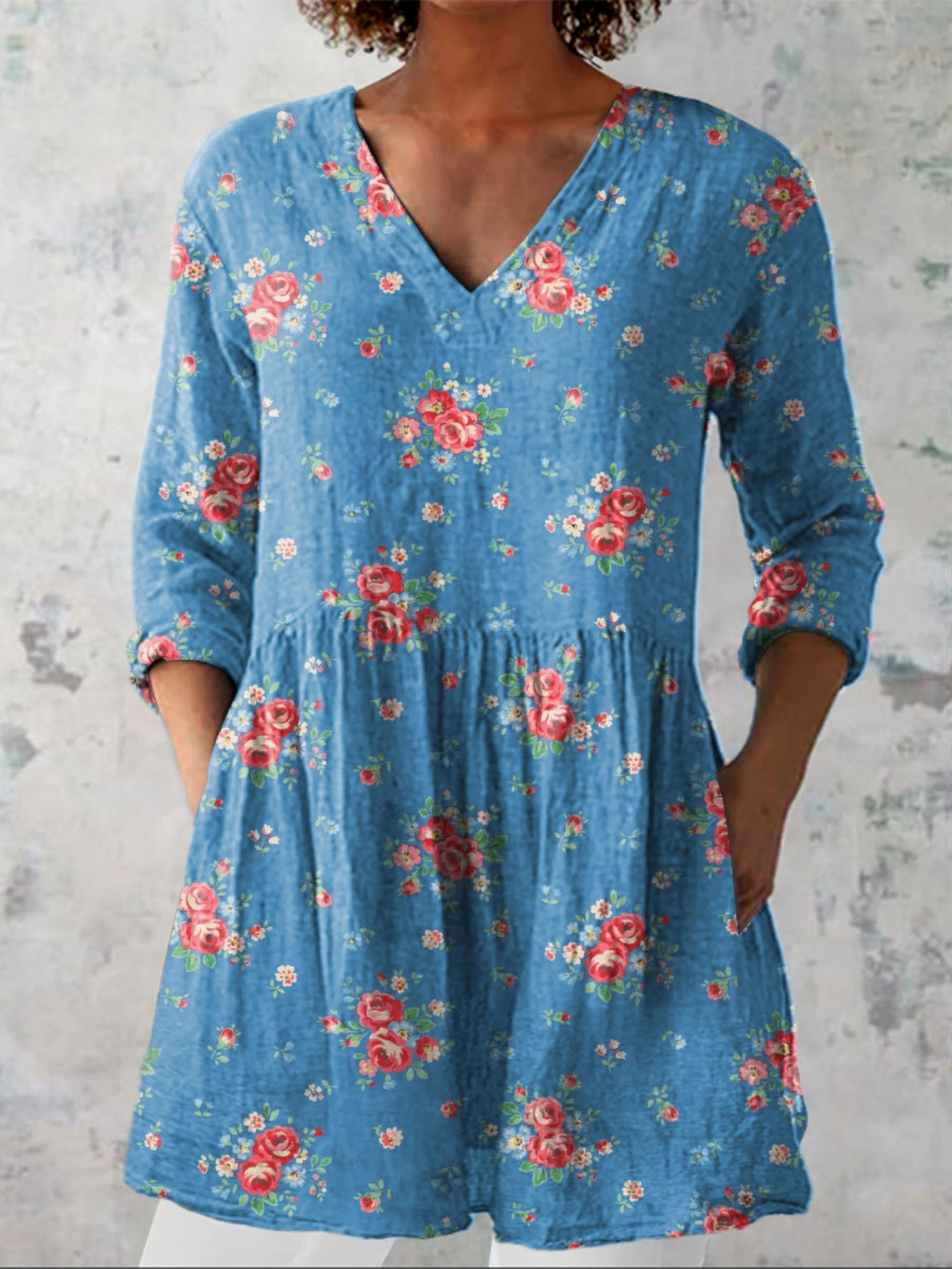Mechthild – Lange Bluse mit V-Ausschnitt – Produktansicht 1