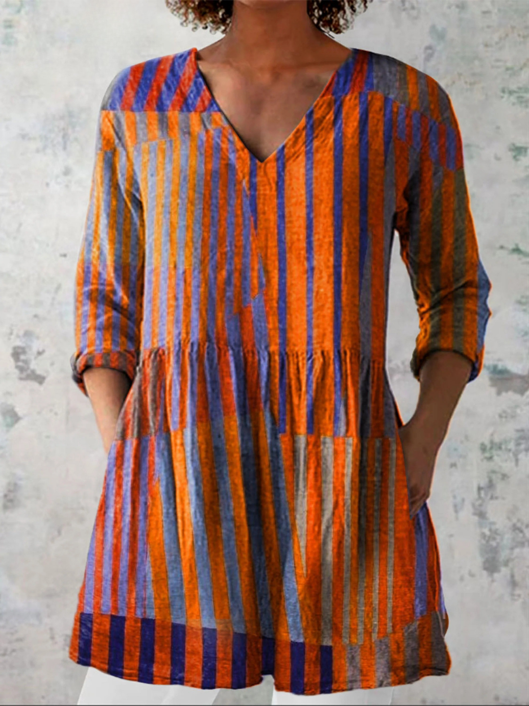 Annemarie – Lange Bluse mit V-Ausschnitt – Produktansicht 1