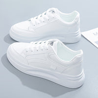 Nina – Schicke weiße Sneaker mit leichtem Komfort – Produktansicht 6