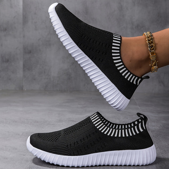 Rike – Ultraleichte rutschfeste Sneaker – Produktansicht 4