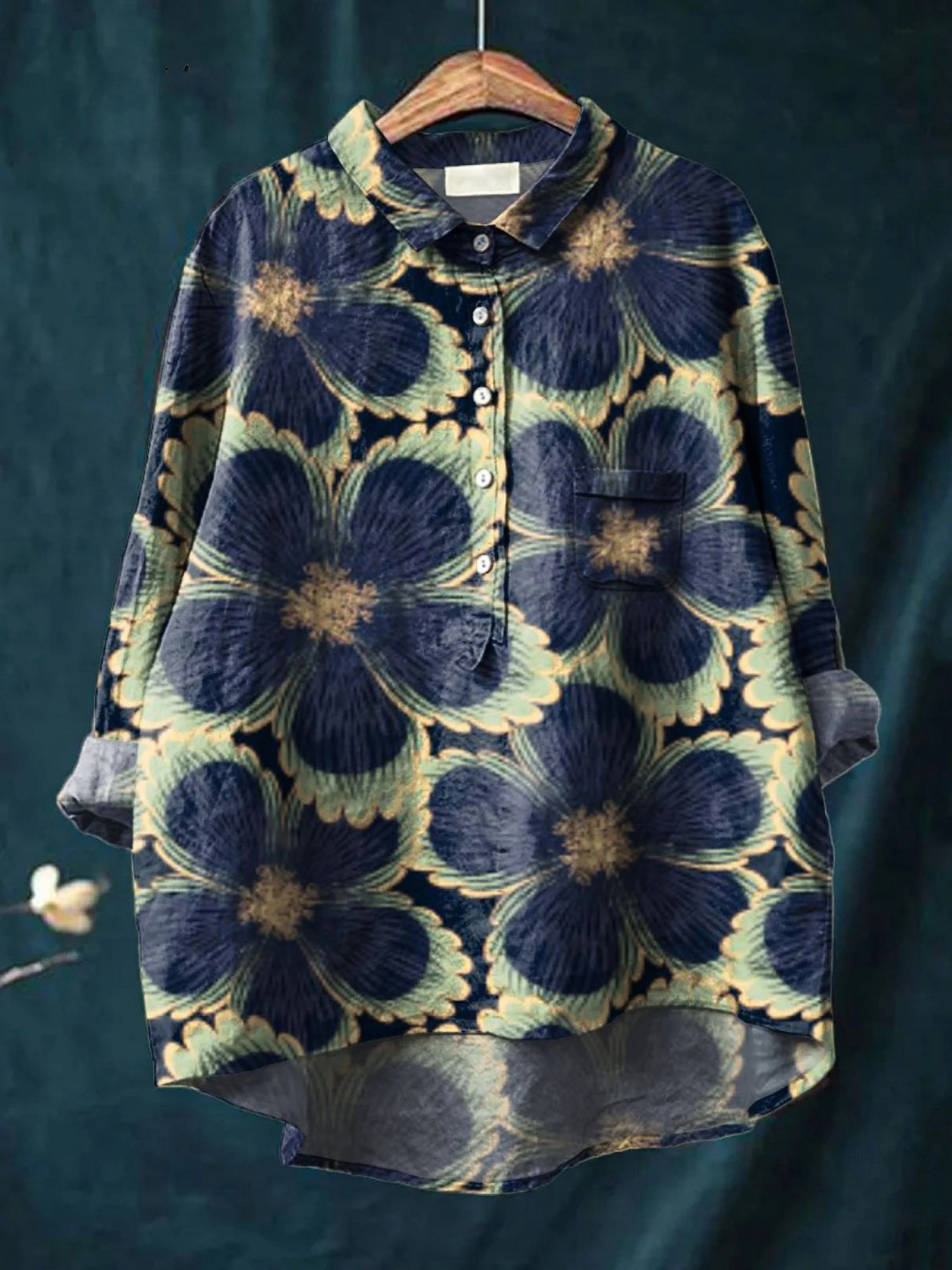 Martha – Legere Damenbluse im floralen Vintage-Stil – Produktansicht 1