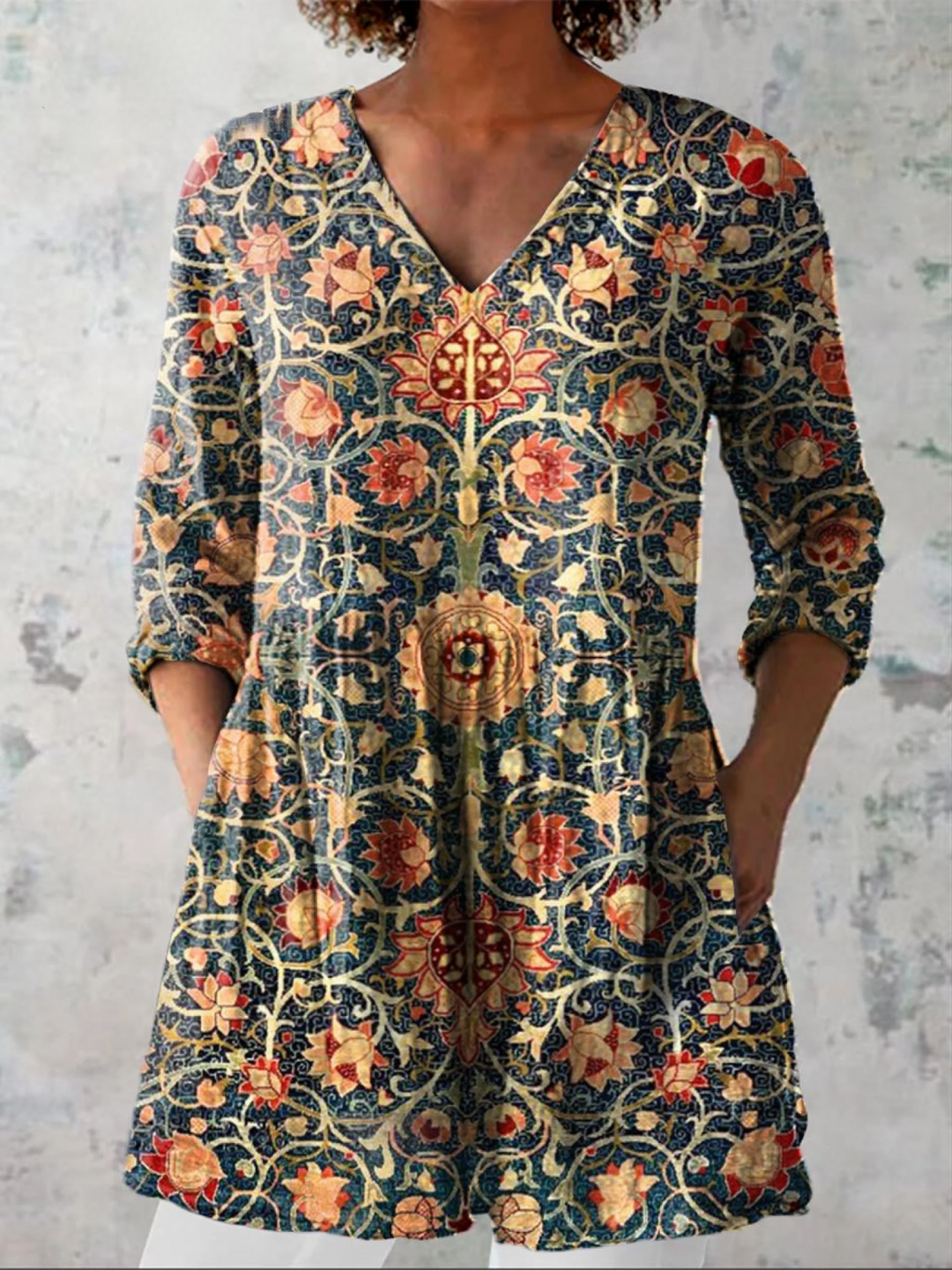 Walda – Lange Bluse mit V-Ausschnitt – Produktansicht 1