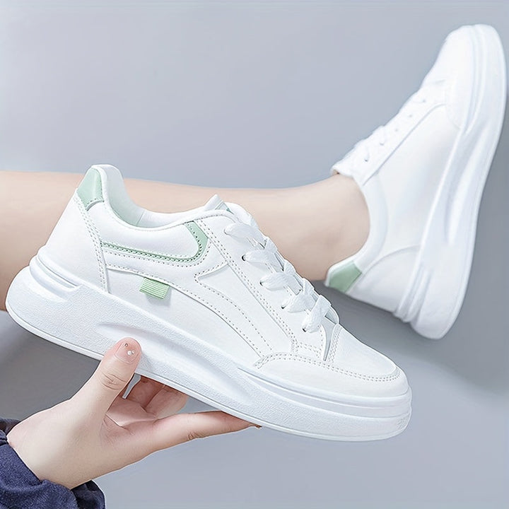 Nina – Schicke weiße Sneaker mit leichtem Komfort – Produktansicht 10