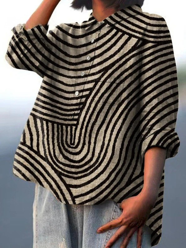 Lotte – Legere Bluse mit kreisförmigem Linienprint – Produktansicht 2