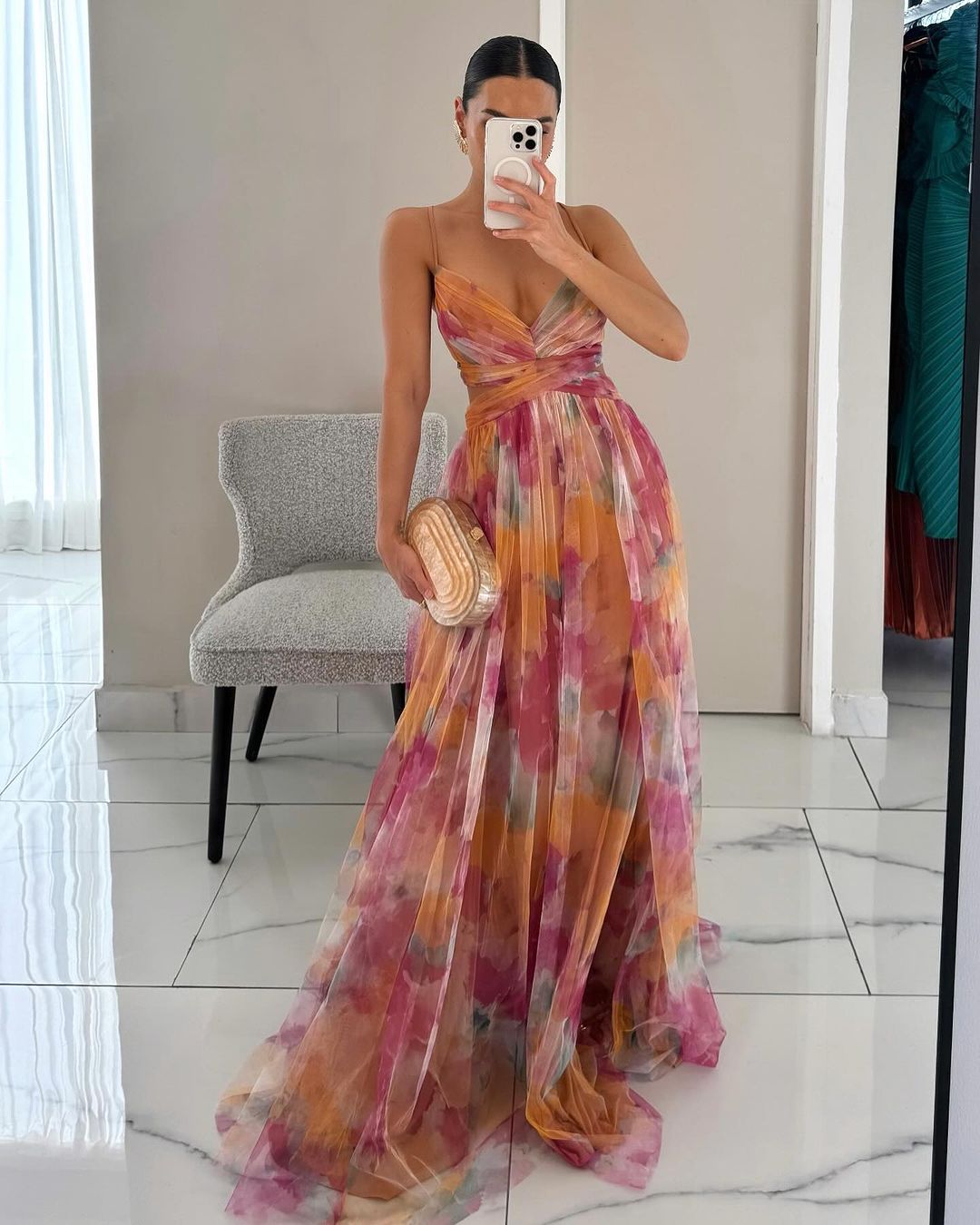 Ruth – Zauberhaftes Maxikleid mit Blumenprint – Produktansicht 2