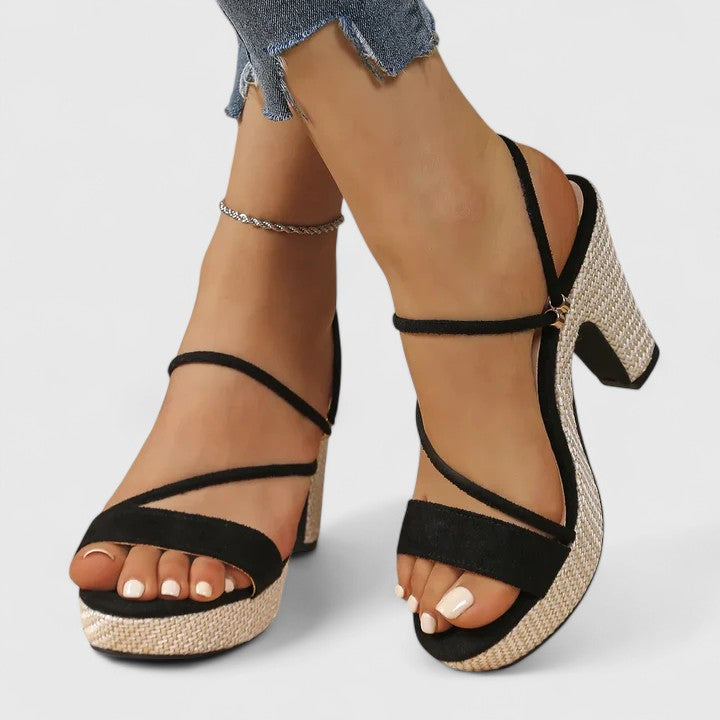 Korinna – Raffinierte Absatzschuhe – Produktansicht 4