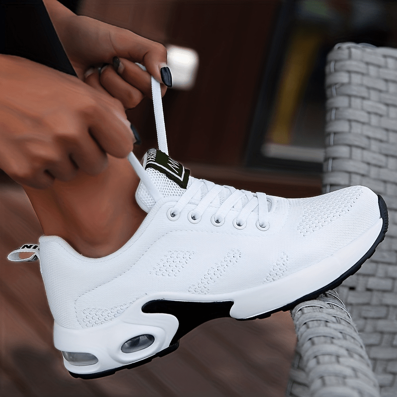 Ottilie – Gedämpfte, atmungsaktive und rutschfeste Sneaker – Produktansicht 2