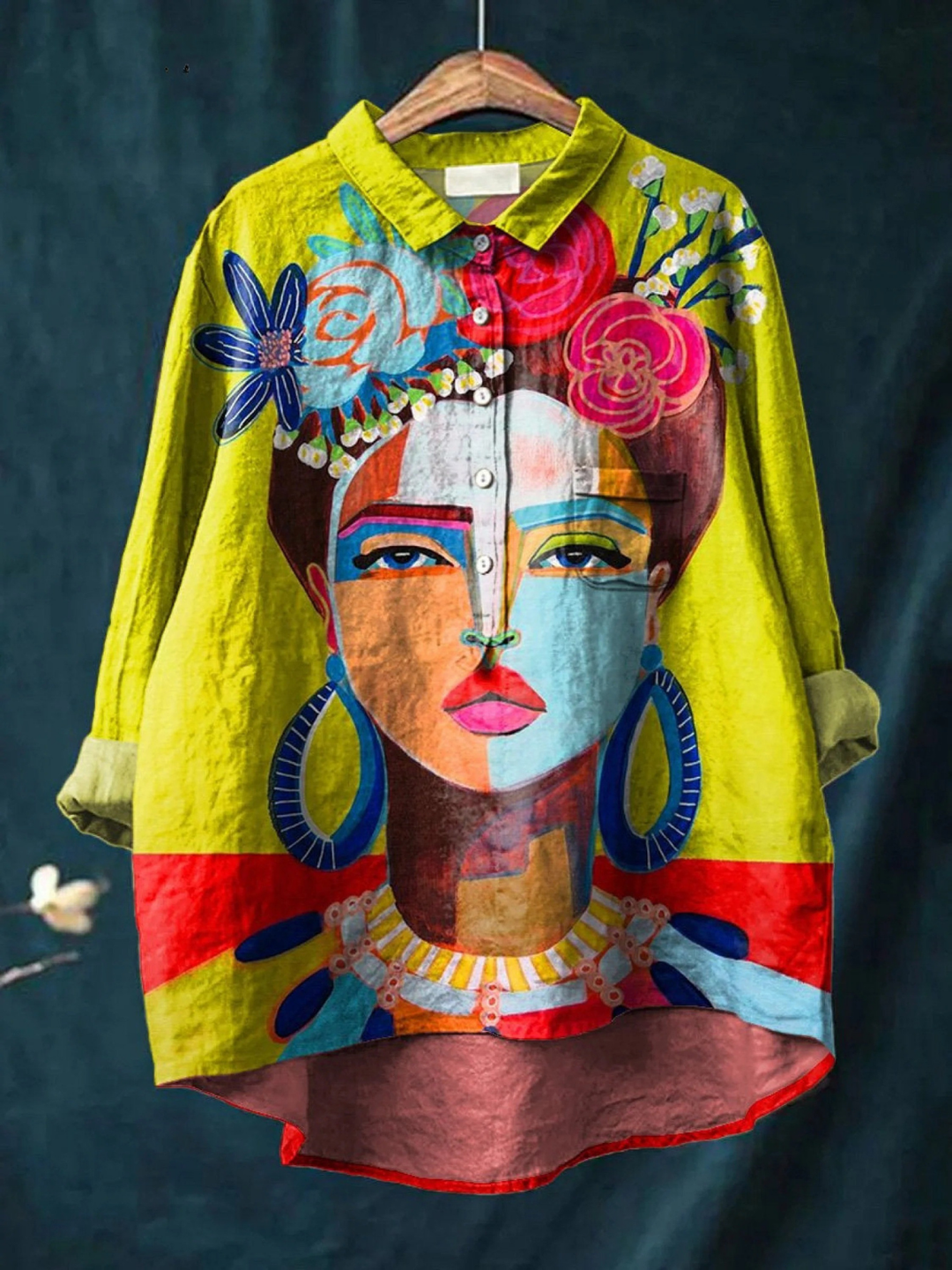 Martha – Legeres T-Shirt mit Frida-Porträt in Ölprint – Produktansicht 1