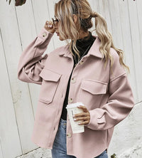 Kurze Jacke mit Knopfleiste – Elodie