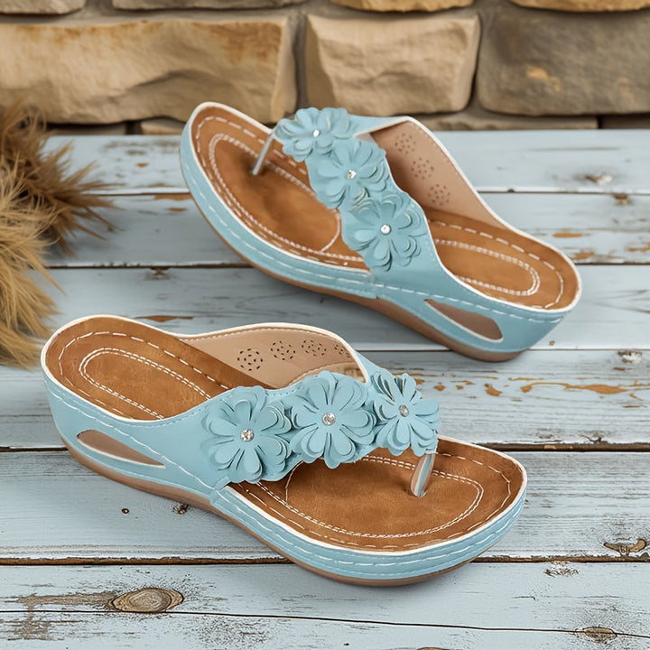 Johanna – Bequeme Sandalen mit Blumenmotiv – Produktansicht 7