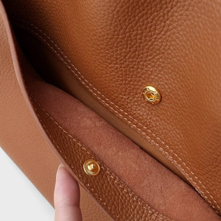 Sarina – Elegante Leder-Umhängetasche – Produktansicht 3