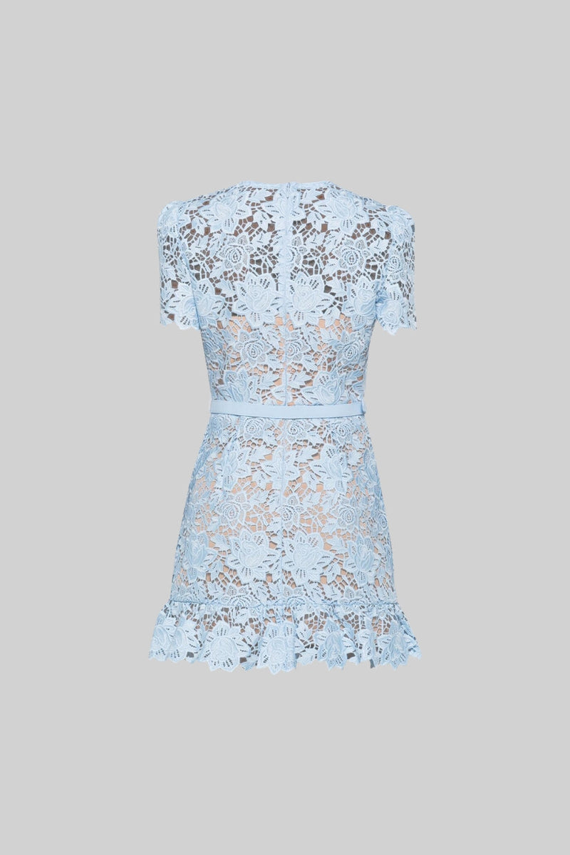 Besticktes Sommer-Minikleid mit Taillengürtel – Alina