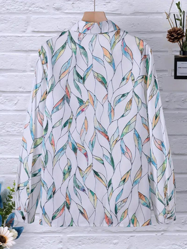 Trendige Damenbluse mit abstraktem Muster und Knopfleiste – Marlene