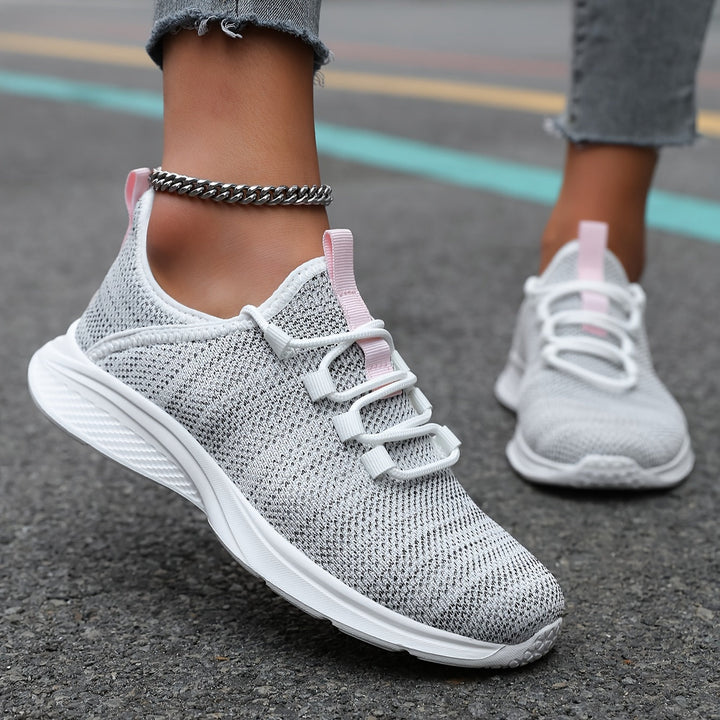 Noemi – Ultraleichte atmungsaktive Sneaker – Produktansicht 1