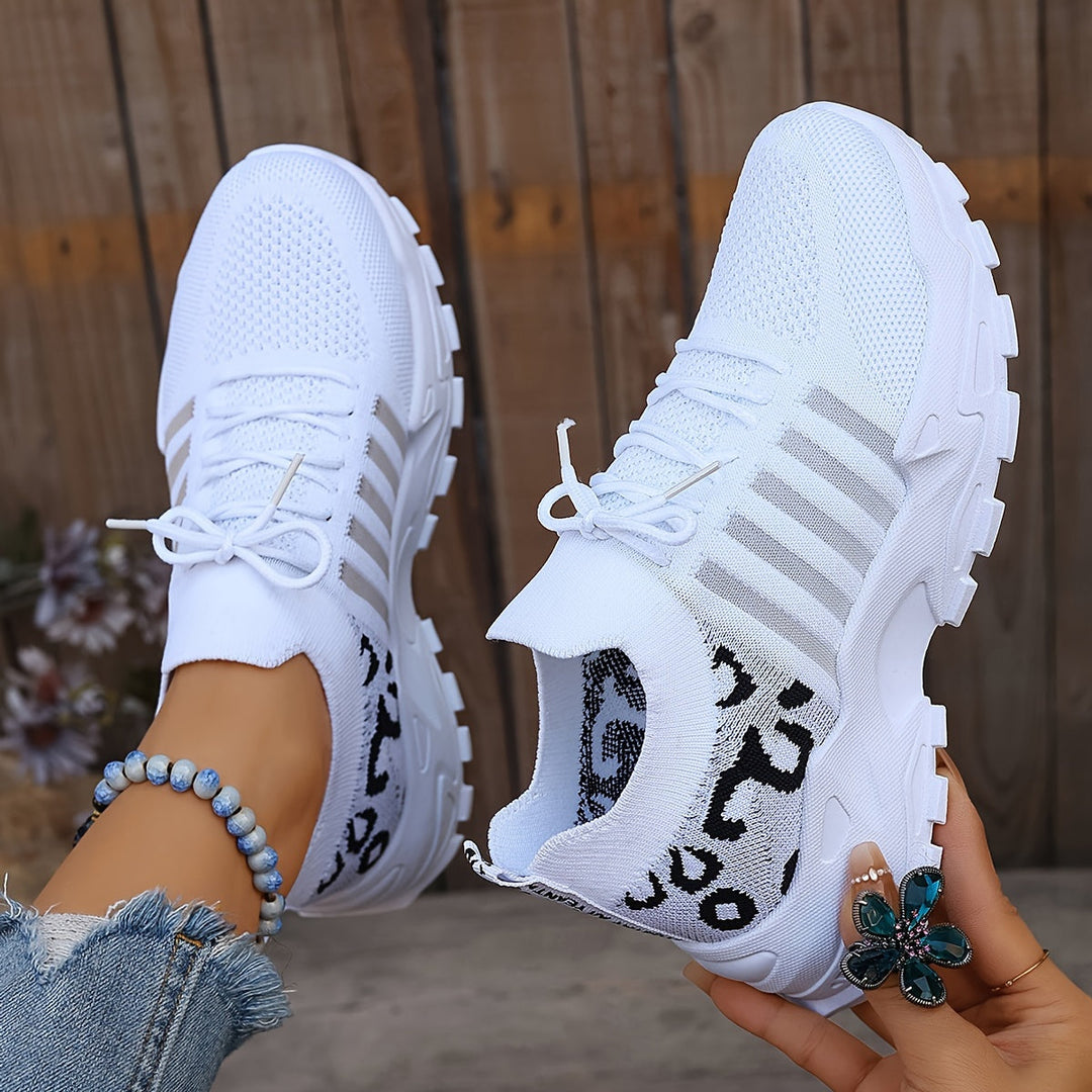 Ronja – Bequeme und atmungsaktive Sneaker – Produktansicht 1