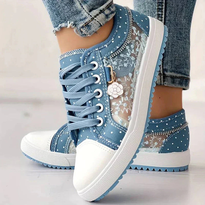 Atmungsaktive Damen Canvas-Sneaker mit Floraler Spitze – Celina