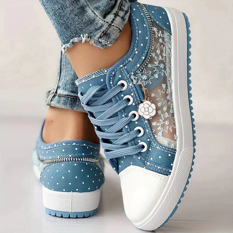 Atmungsaktive Damen Canvas-Sneaker mit Floraler Spitze – Celina