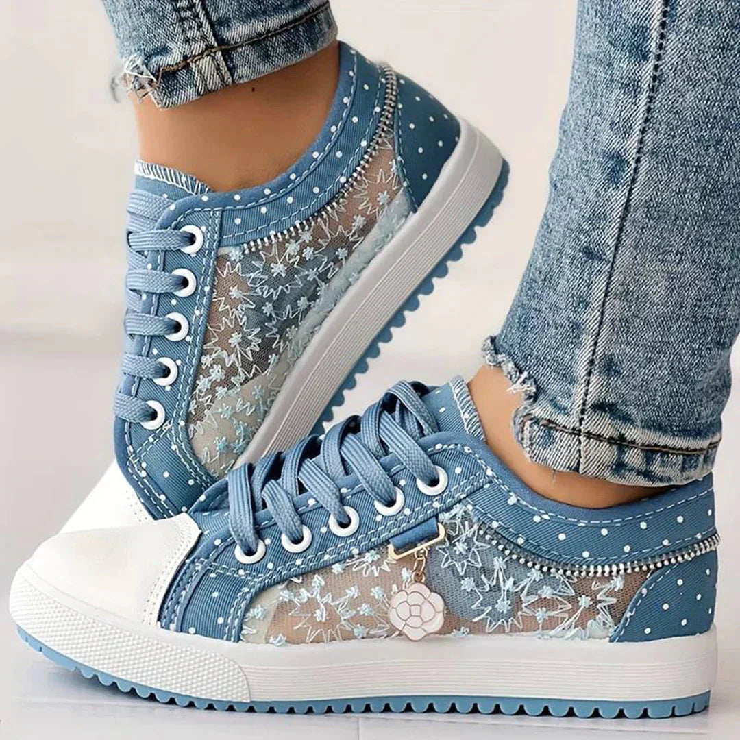 Atmungsaktive Damen Canvas-Sneaker mit Floraler Spitze – Celina