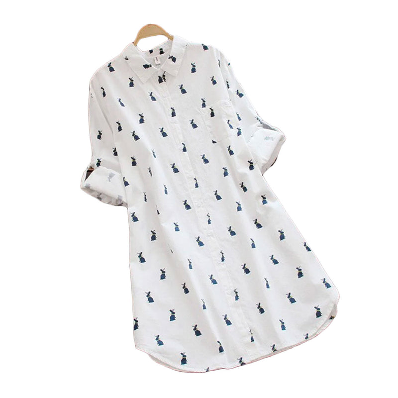 Verspieltes Shirtkleid mit Hasenprint und Reverskragen – Elina