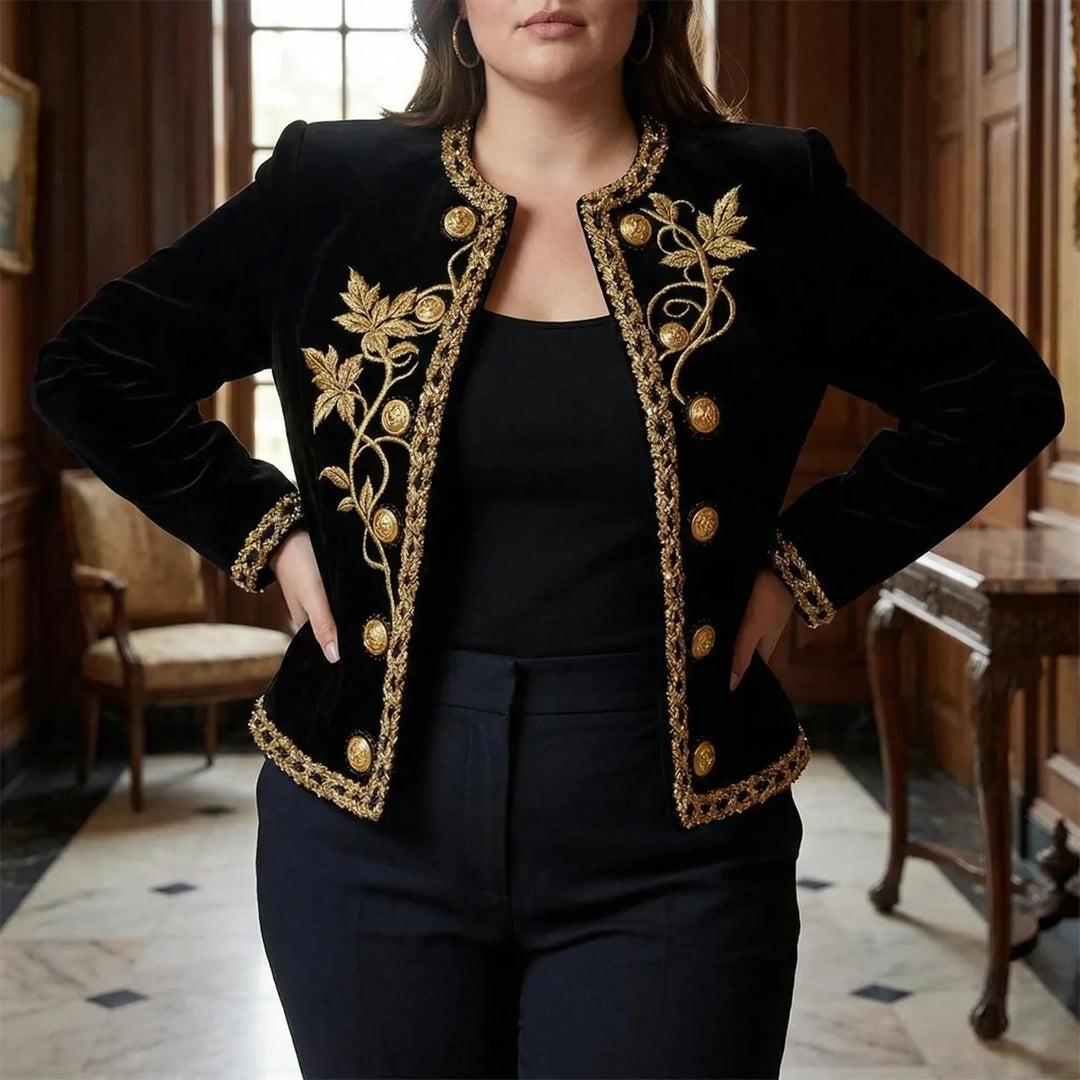 Bestickte Jacke In Großen Größen Mit Durchgehender Knopfleiste - Charlotte