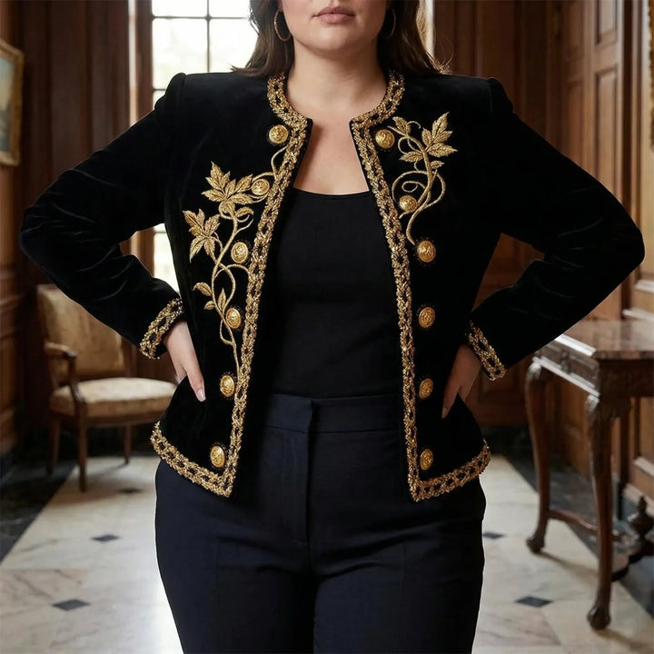 Bestickte Jacke In Großen Größen Mit Durchgehender Knopfleiste - Charlotte