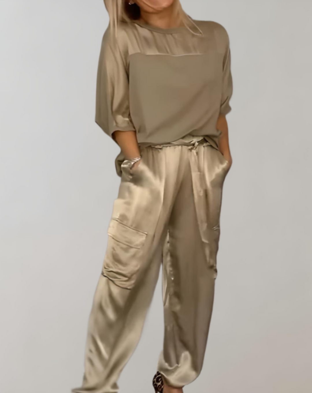 Frieda – Cargo-Lounge-Set aus Seide – Produktansicht 1