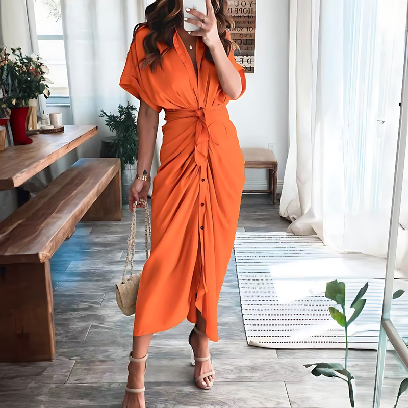 Maxikleid mit Rüschen und V-Ausschnitt Sommerstil Damenmode - Elina