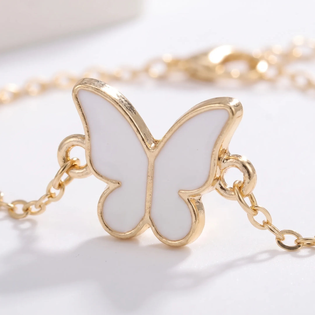 Feingliedrige Kette Mit Schmetterlingsanhänger - Maripell