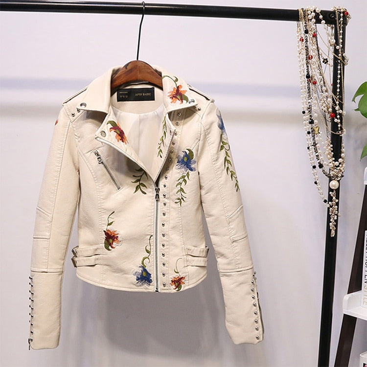 Bestickte Damen Kunstlederjacke im Bikerstil – Eleonora