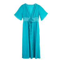 Lange Strandkleid mit Spitzenakzenten und Schleifenverschluss – Elena