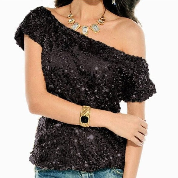 Trendiges Schulter-T-Shirt mit Pailletten für Sommernächte - GlamGlanz