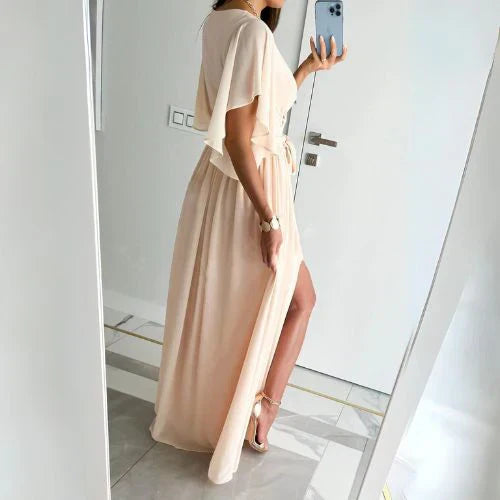 V-Ausschnitt Sommerkleid mit Bell Sleeves – Sofia