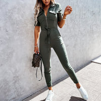 Kurzarm- und figurbetonter Cargo-Jumpsuit Damen – Malina