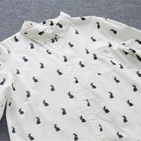 Verspieltes Shirtkleid mit Hasenprint und Reverskragen – Elina