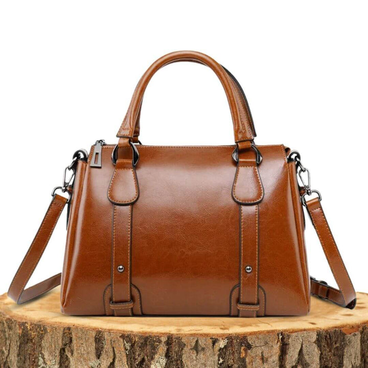 Ida – Glänzende Schultertasche – Produktansicht 1