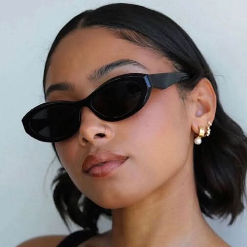 Cecilia – Minimalistische Sonnenbrille – Produktansicht 3