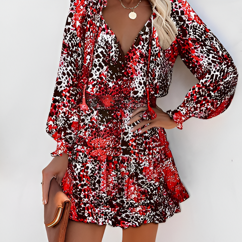 Fröhliches Sommerkleid mit Druck und Rüschen – Lina