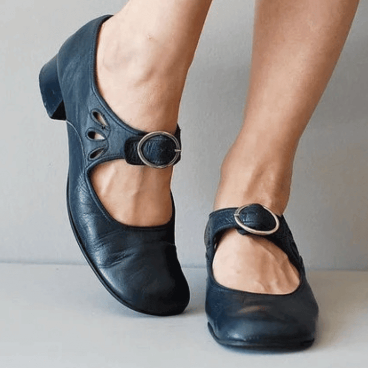 Einzigartige und Bequeme Damen Ledersandale – Marisa