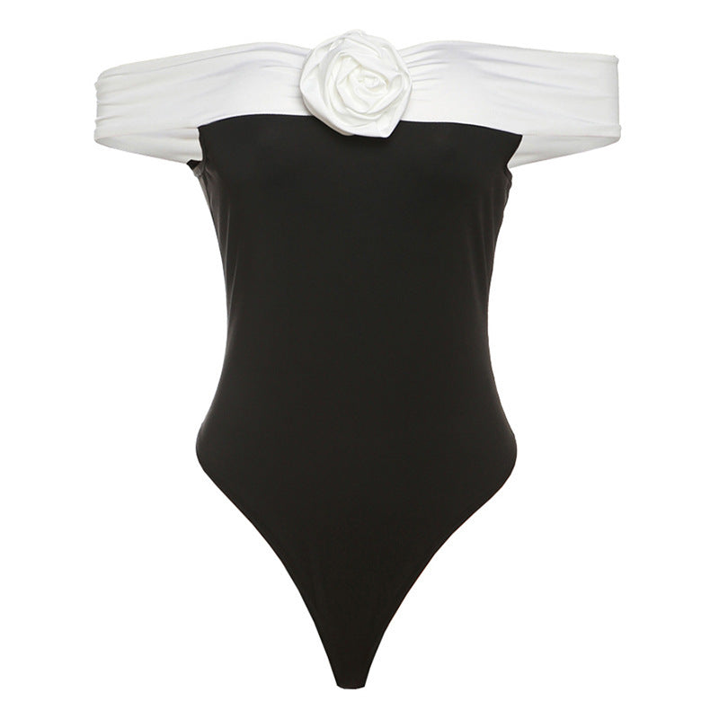 Trendiger Damen Badeanzug mit Schulterfrei-Design & Blumen-Details – Elena