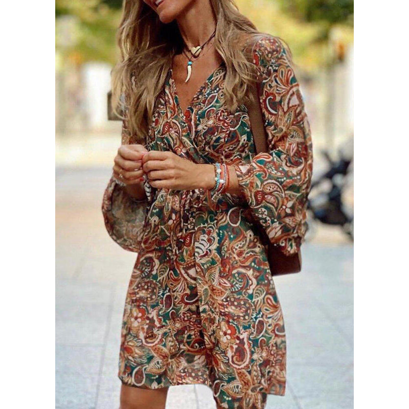 Luftiges Sommer-Midikleid mit taillierter Passform – Elina