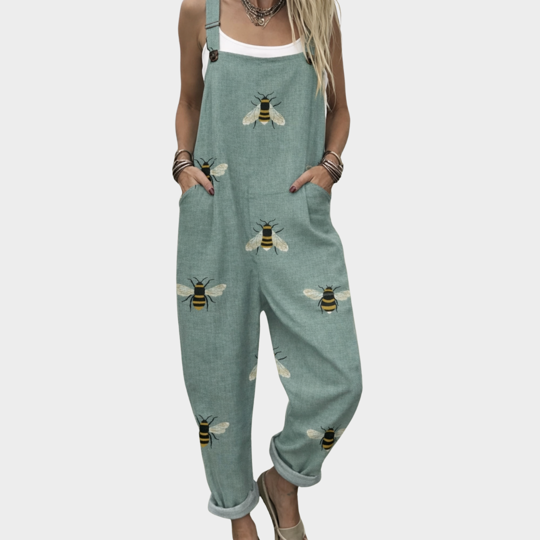 Bequeme bedruckte Latzhose – Modell AD6407 – Produktansicht 1