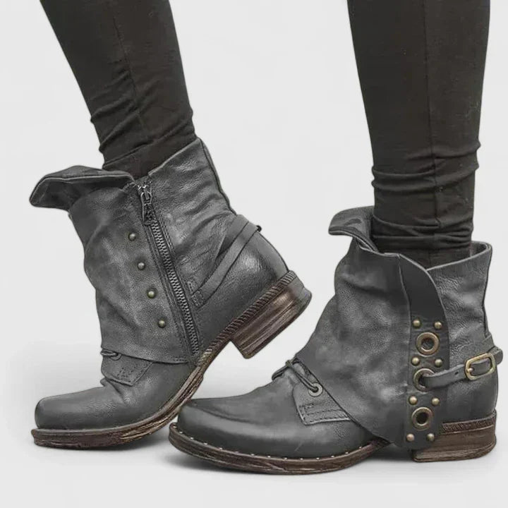 Annegret – Orthopädische Stiefel – Produktansicht 3