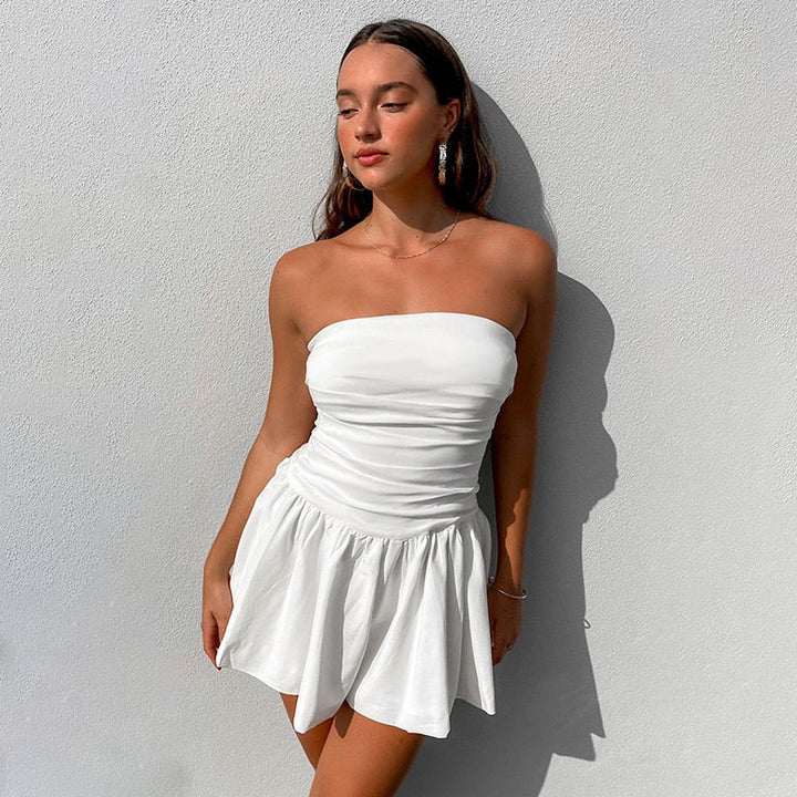 Weiße Strapless Mini-Kleid mit Plissée-Details – Nikki